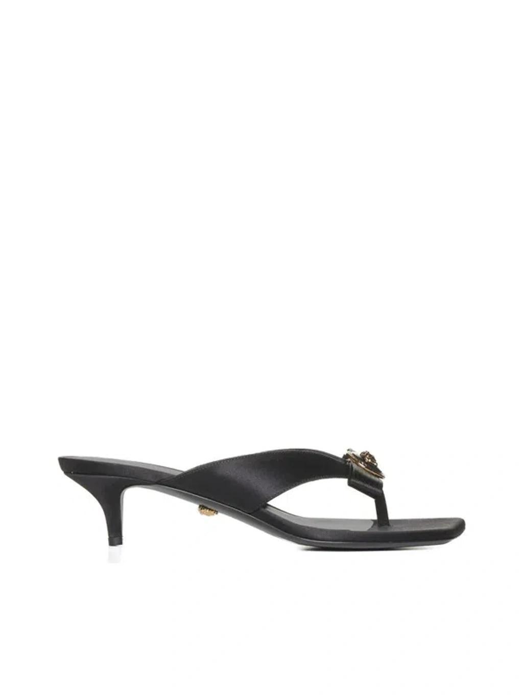 50mm Medusa-plaque Patent-leather Pumps In Black  Gold Product Image