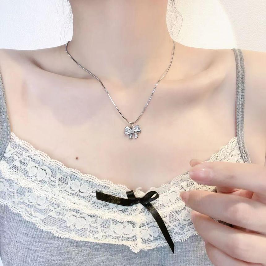 Bow Rhinestone Pendant Necklace Product Image