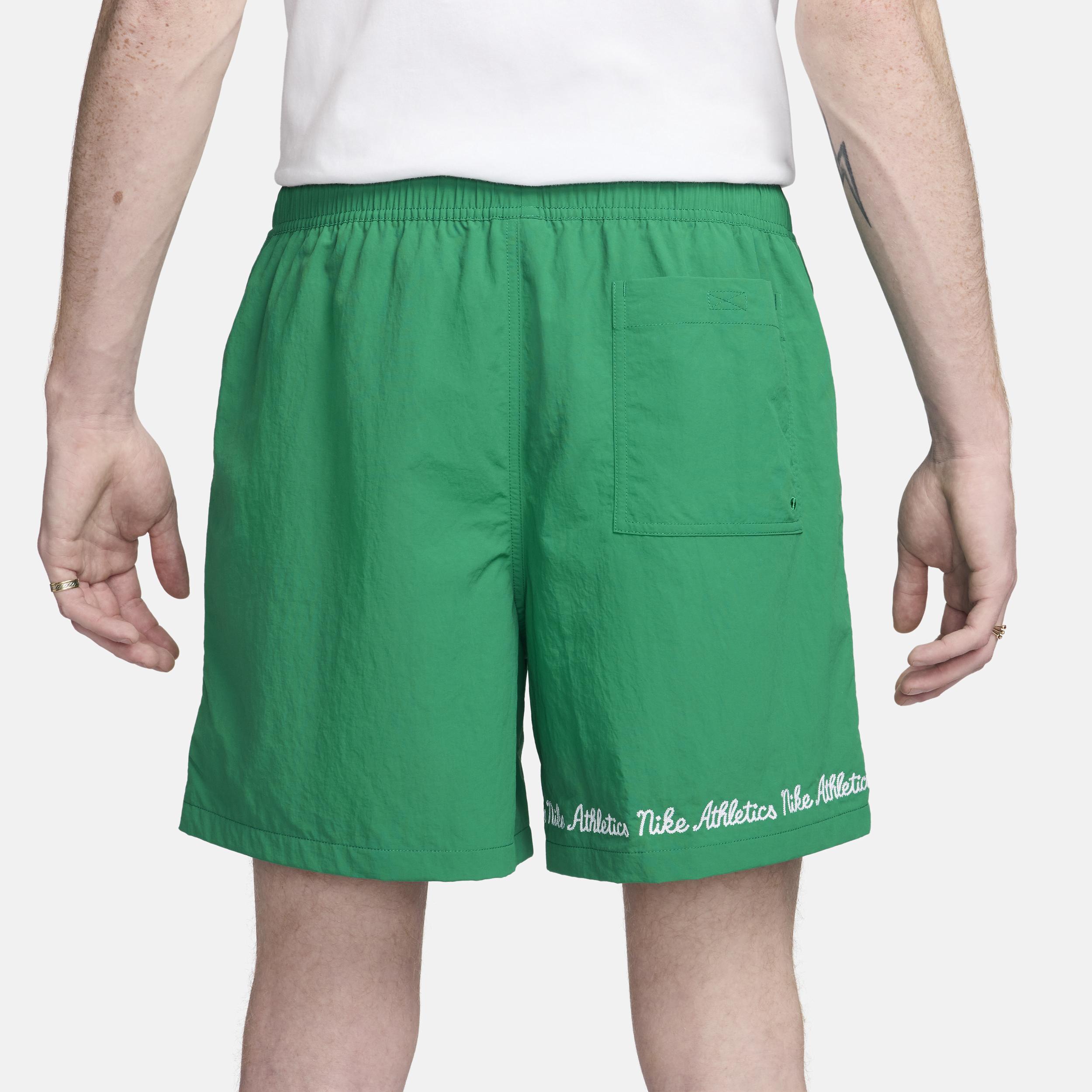 Nike Club Fleece Men's Flow Shorts Product Image