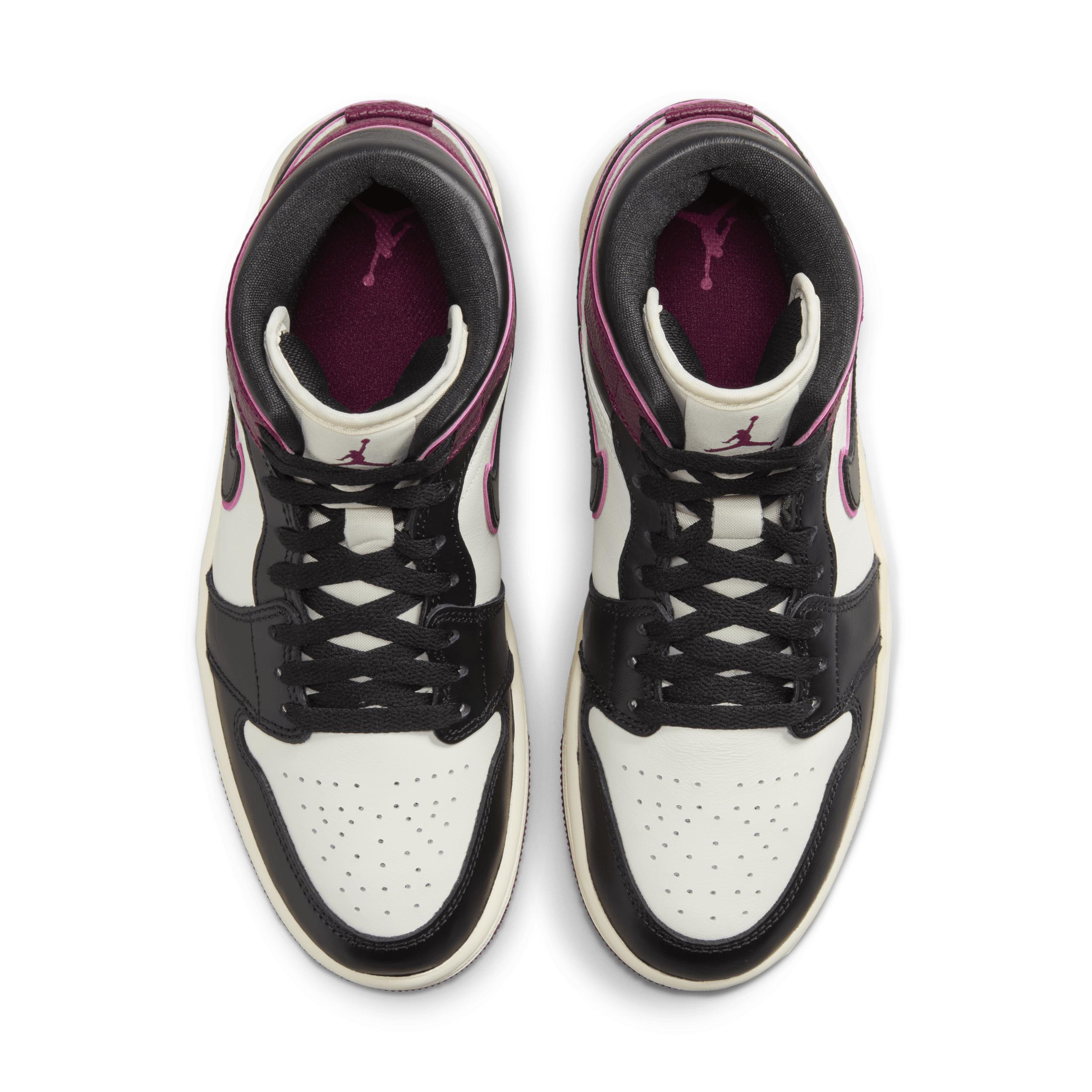 Womens Air Jordan 1 Mid SE Shoes Product Image