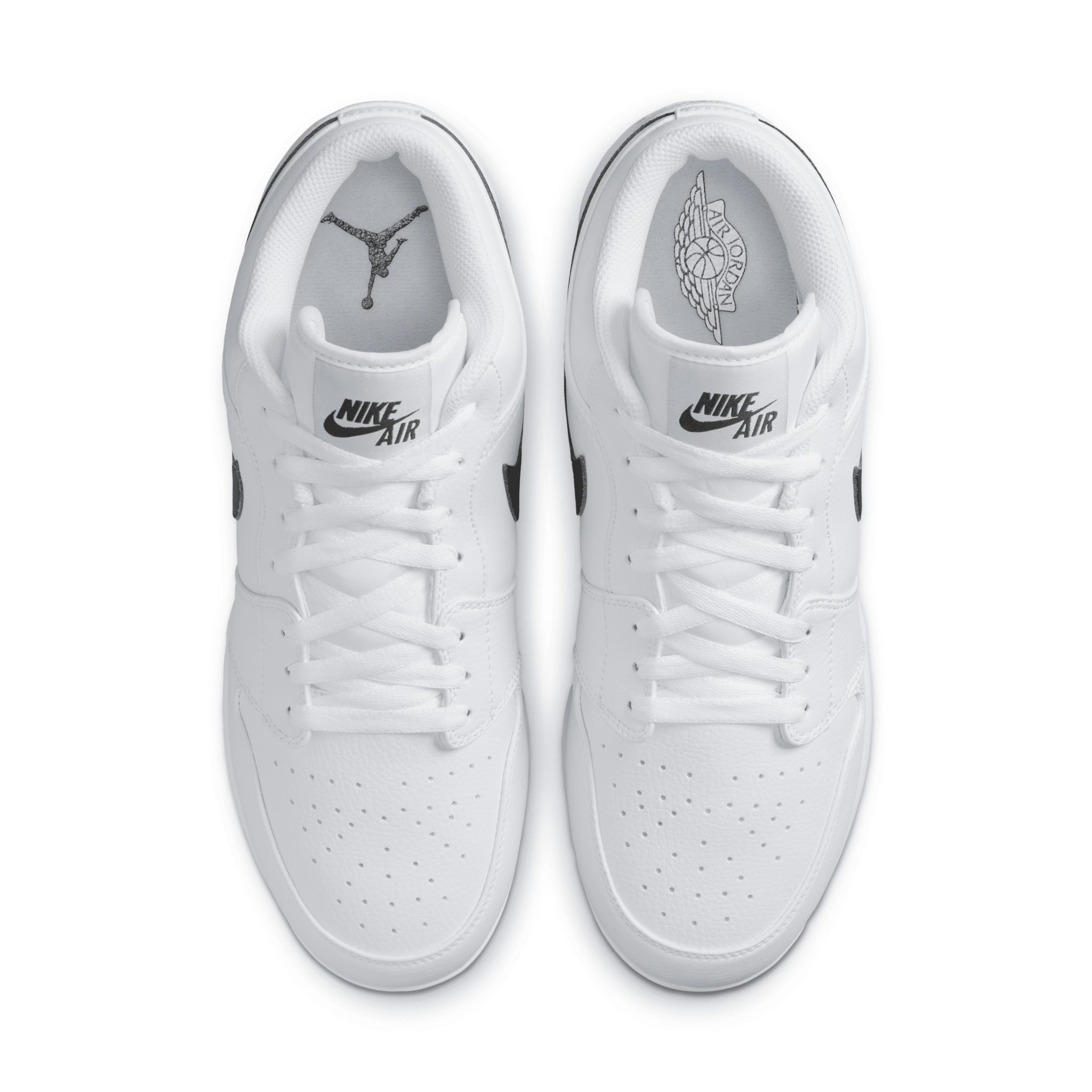 Men's Jordan 1 Retro MCS Low Baseball Cleats Product Image