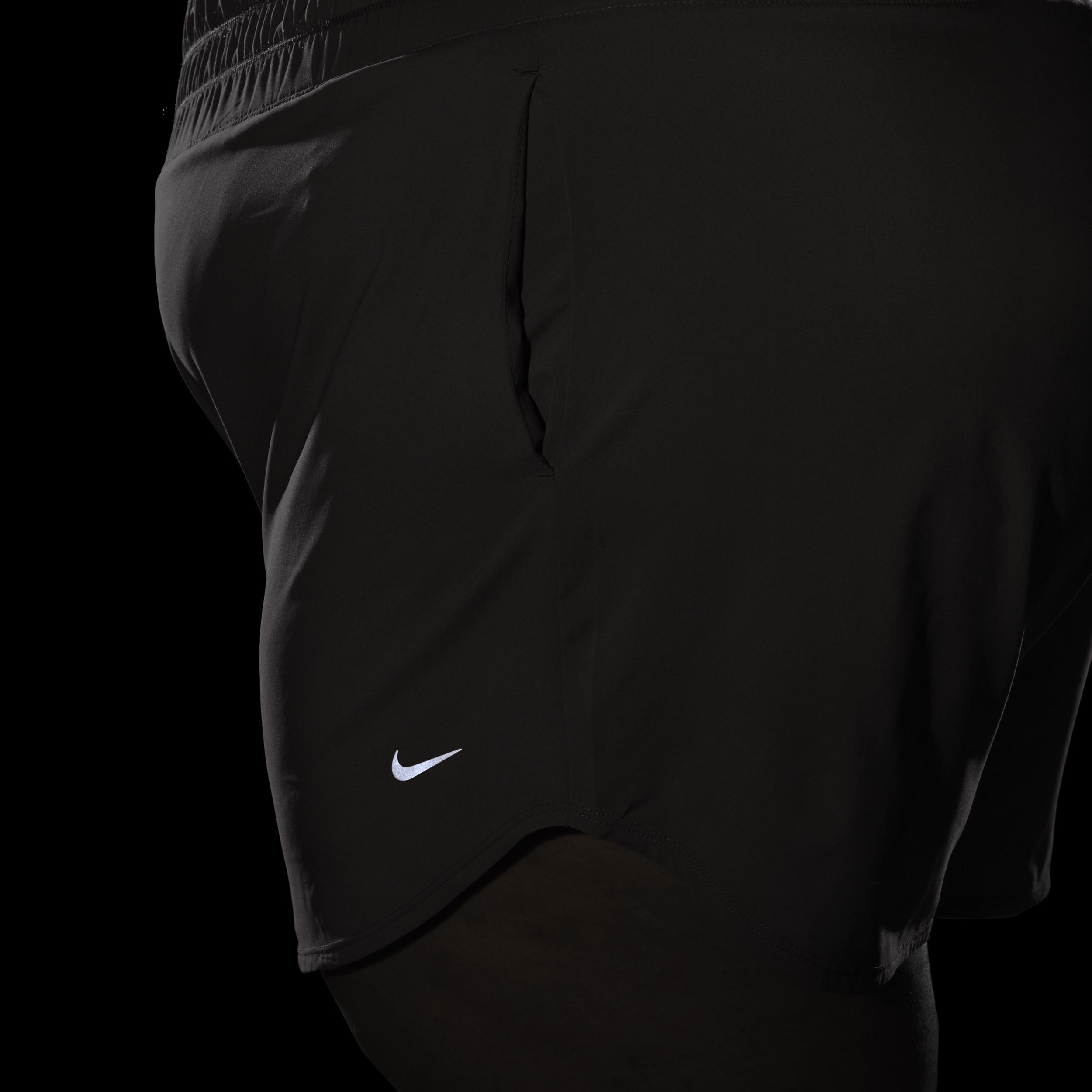 Nike Women's Dri-FIT One Ultra High-Waisted 3" Brief-Lined Shorts (Plus Size) Product Image