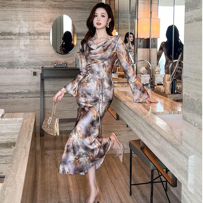 Long-Sleeve Cowl Neck Tie Dye Midi Sheath Dress Product Image