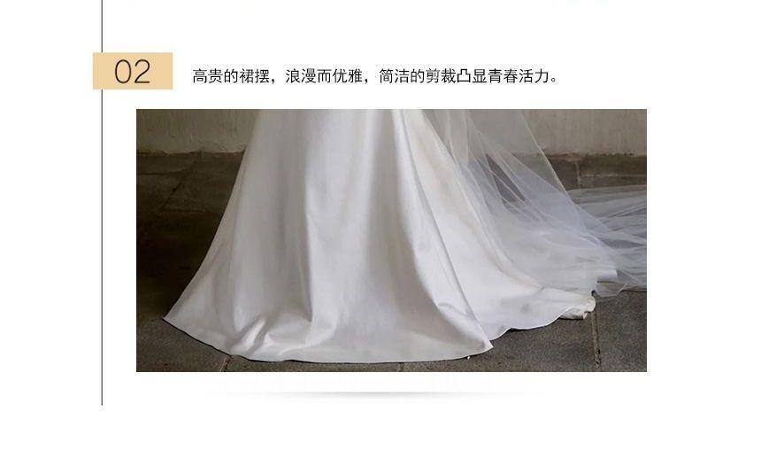 Plain Asymmetrical Mermaid Tube Wedding Gown Product Image