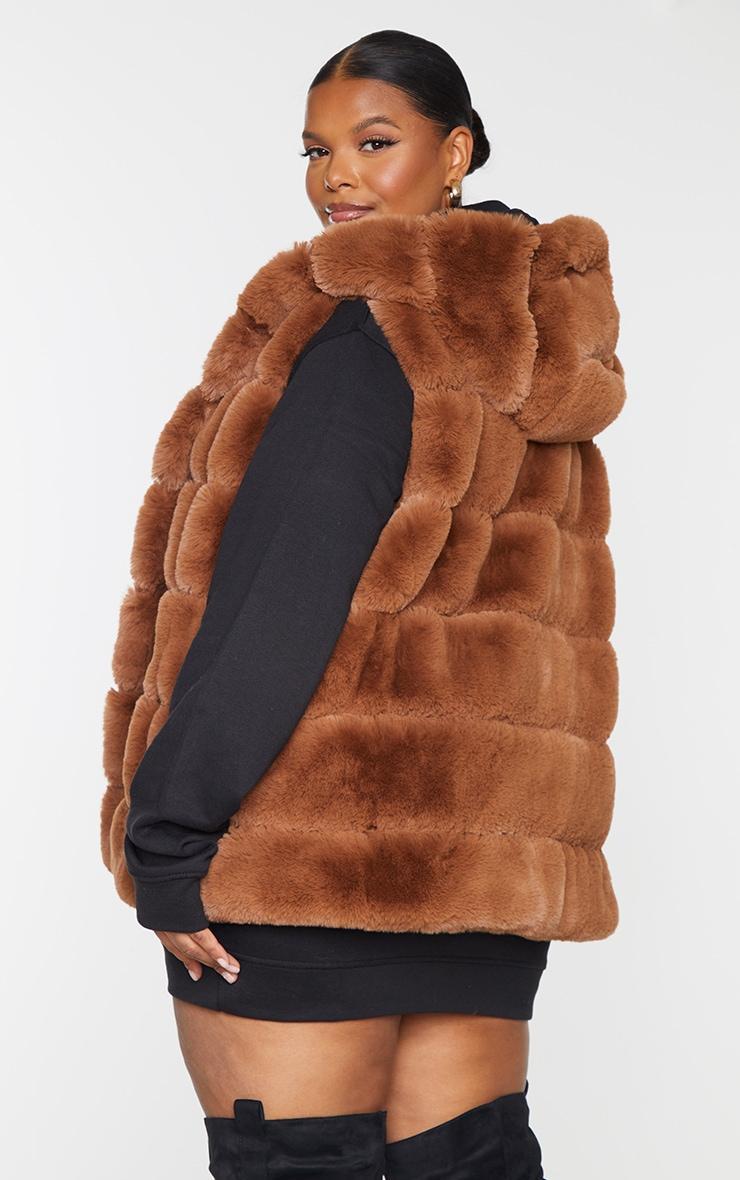 Plus Camel Faux Fur Hooded Vest Product Image