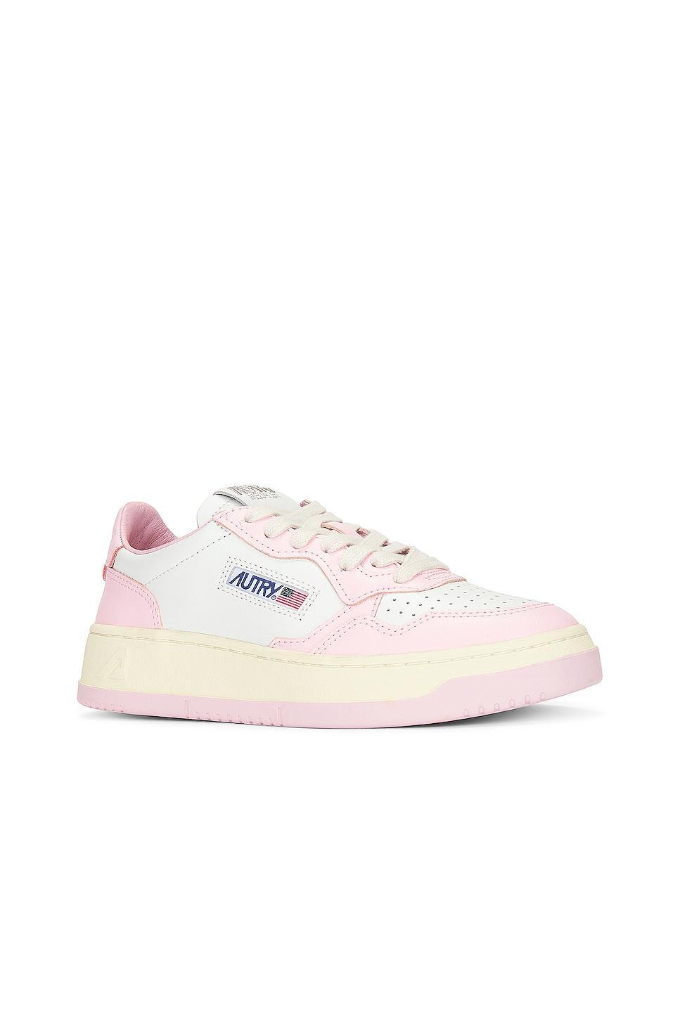 Autry Bicolor Medalist Sneaker in Blush Bride - Pink. Size 39 (also in 37, 40, 41). Product Image