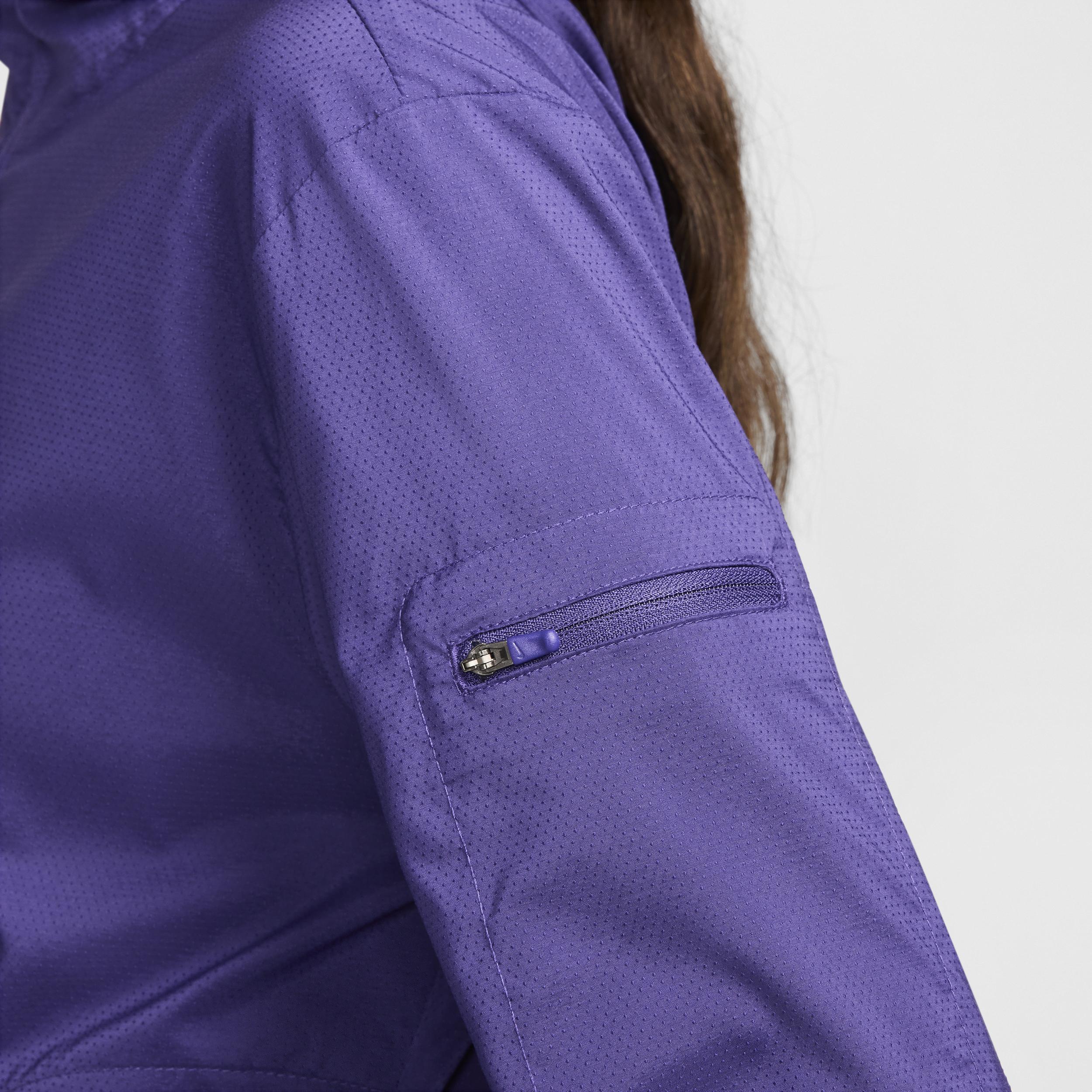 Nike Women's Impossibly Light Running Jacket Product Image