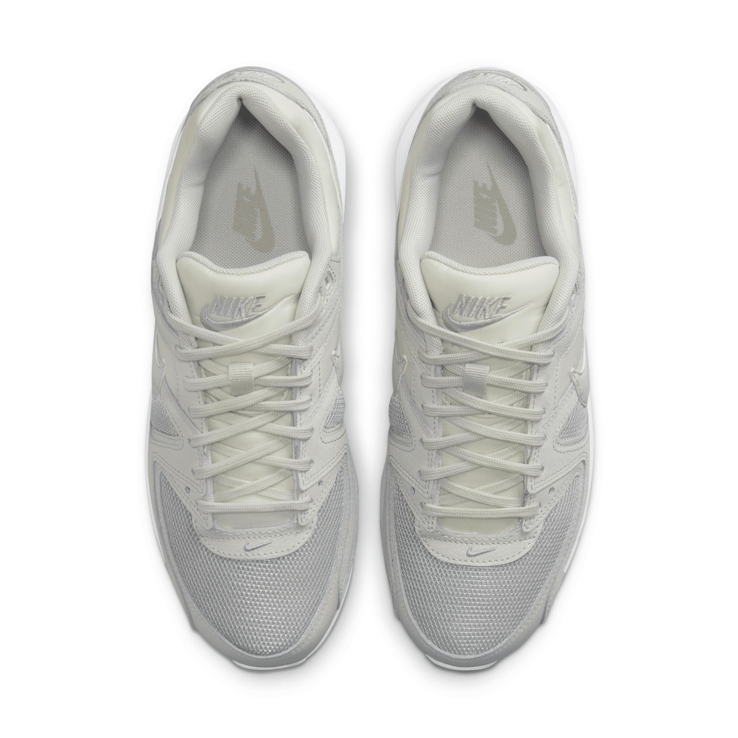 Nike Air Max Command Women's Shoes Product Image