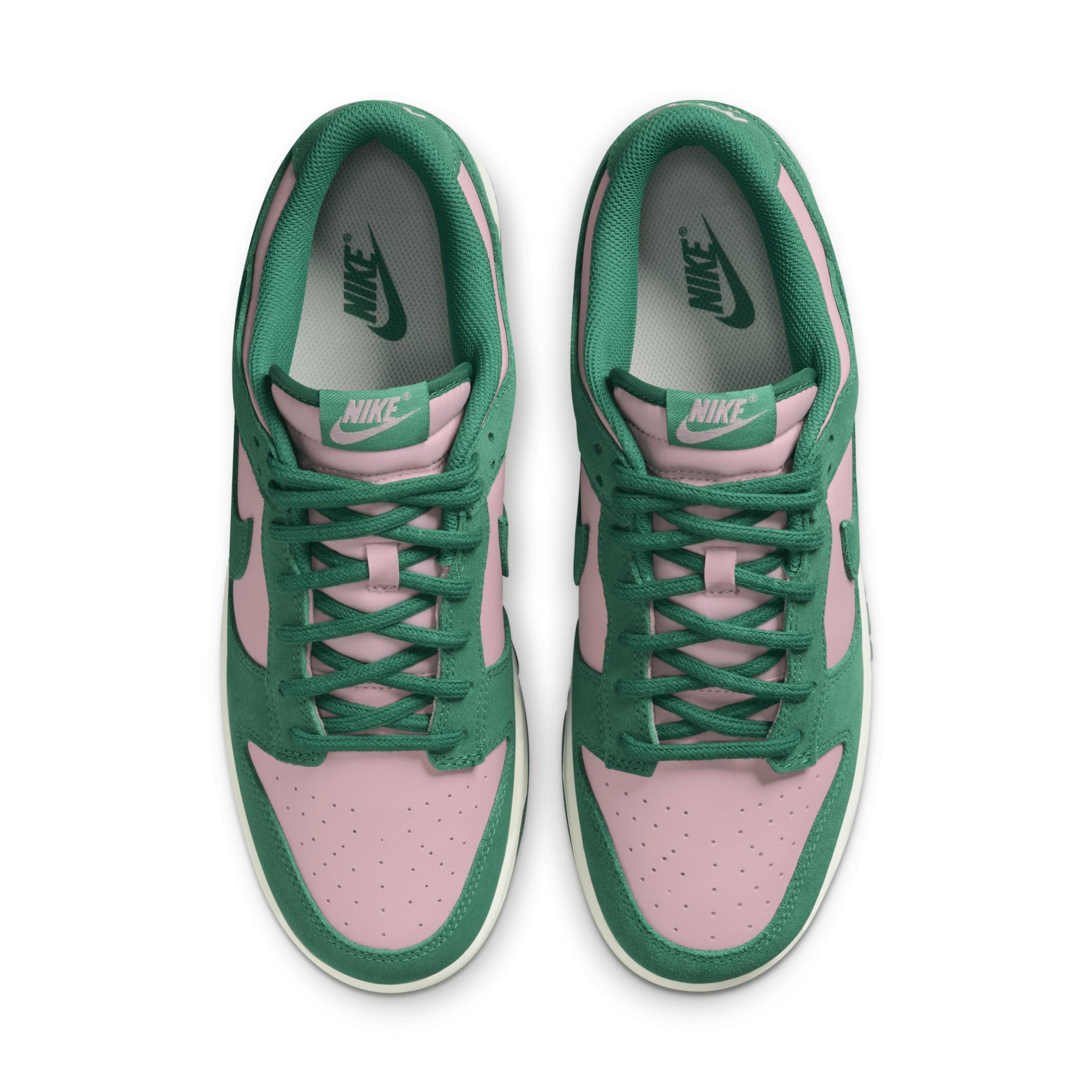 Nike Men's Dunk Low Retro SE Shoes Product Image