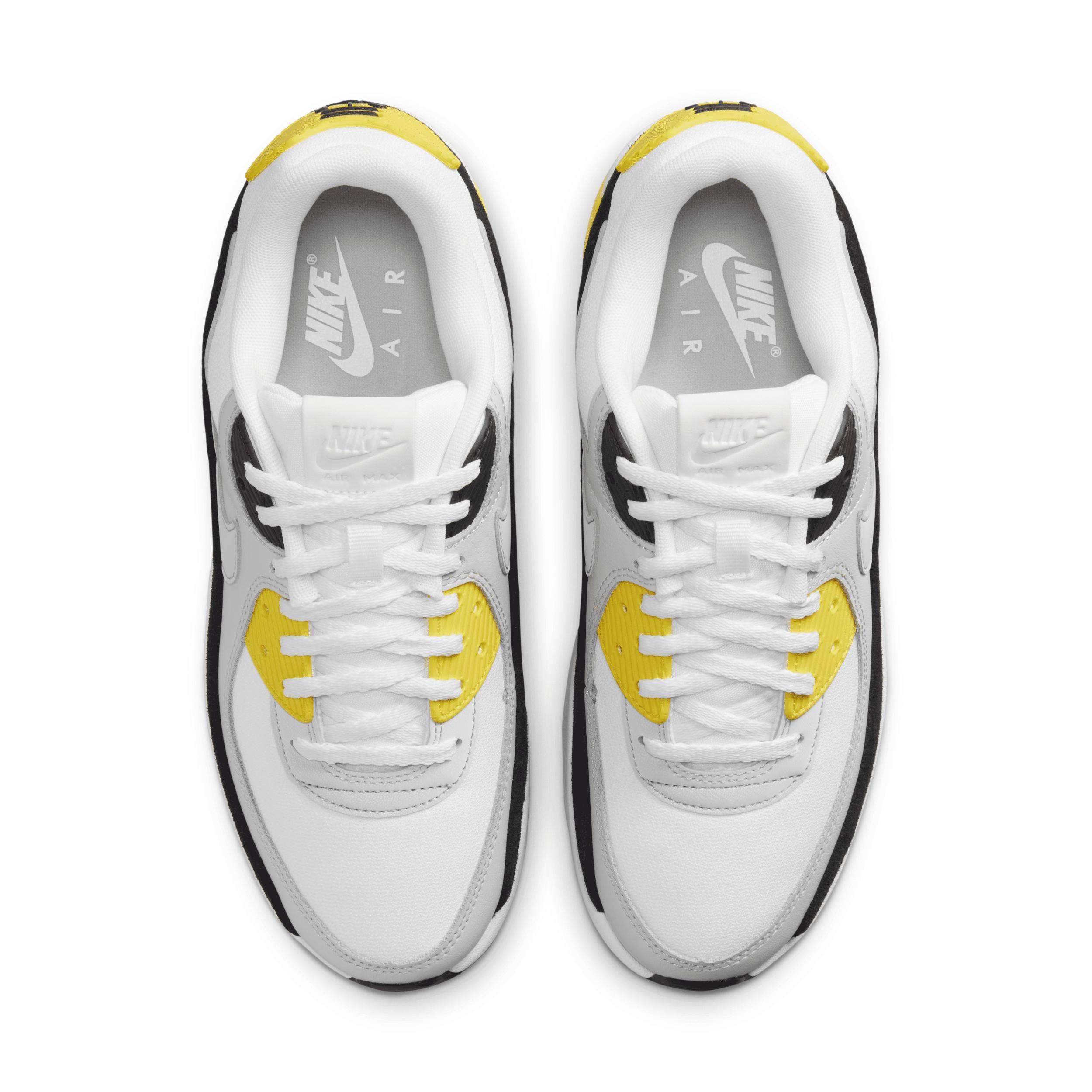 Nike Women's Air Max 90 LV8 Shoes Product Image