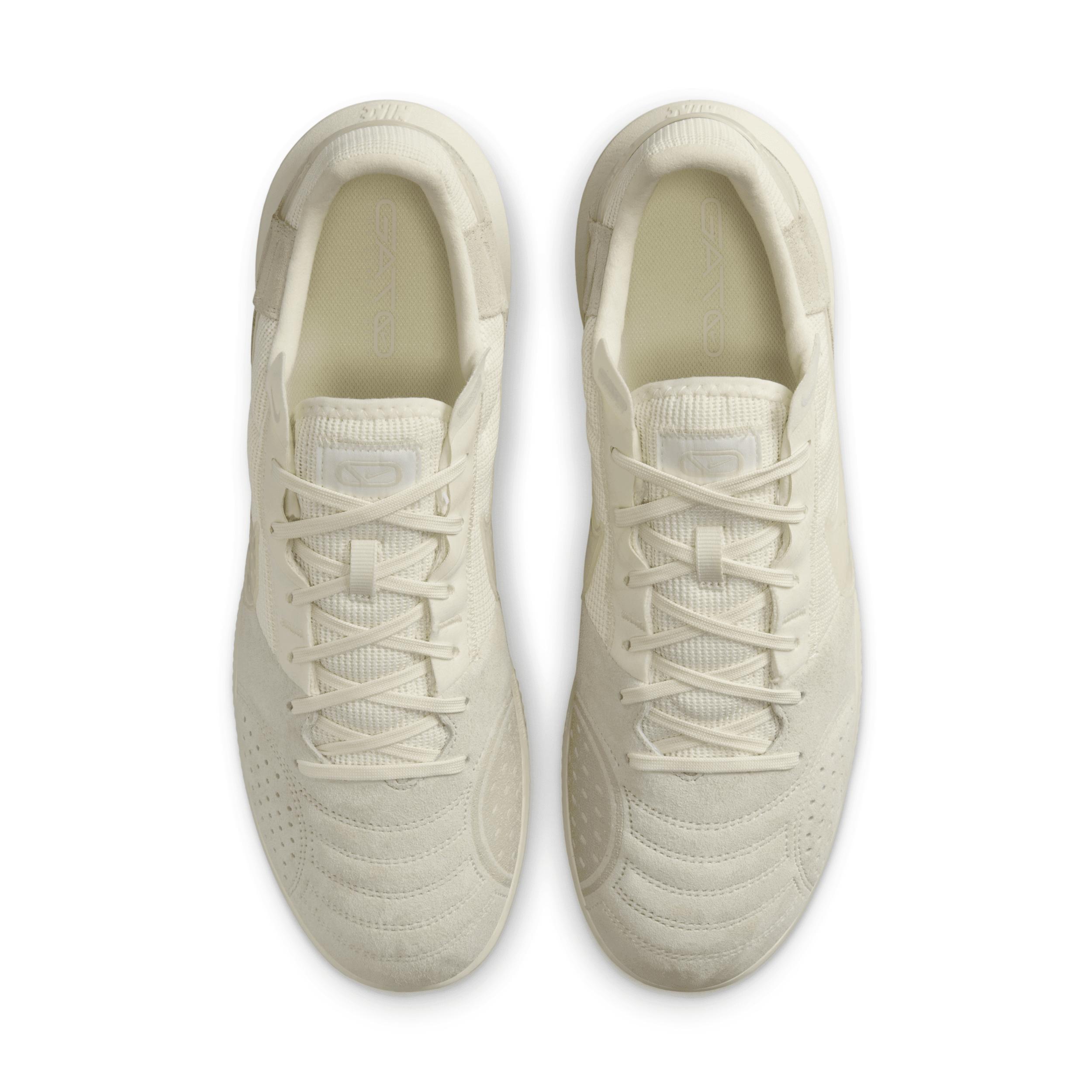 Nike Men's Streetgato Low-Top Soccer Shoes Product Image