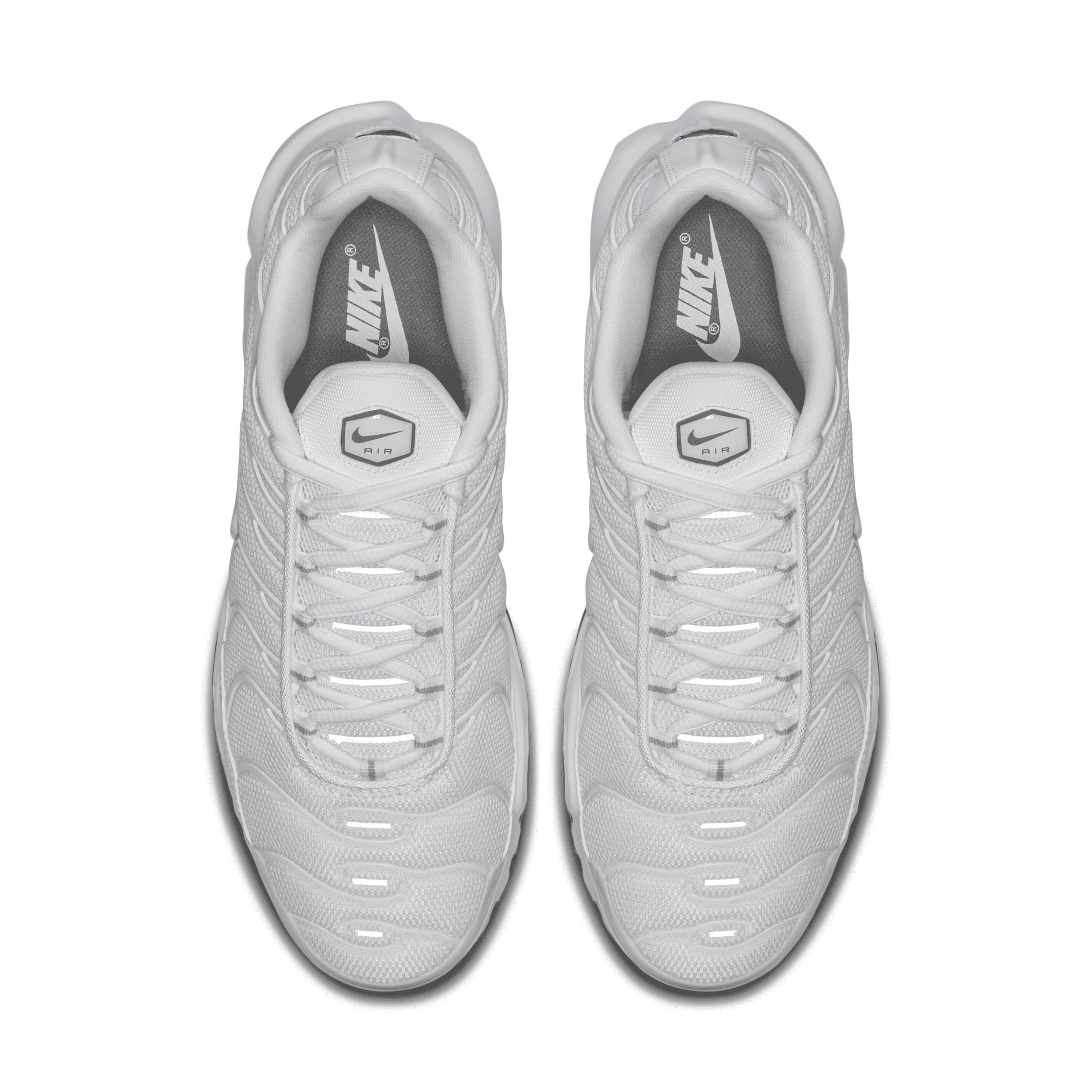 Nike Men's Air Max Plus Shoes Product Image