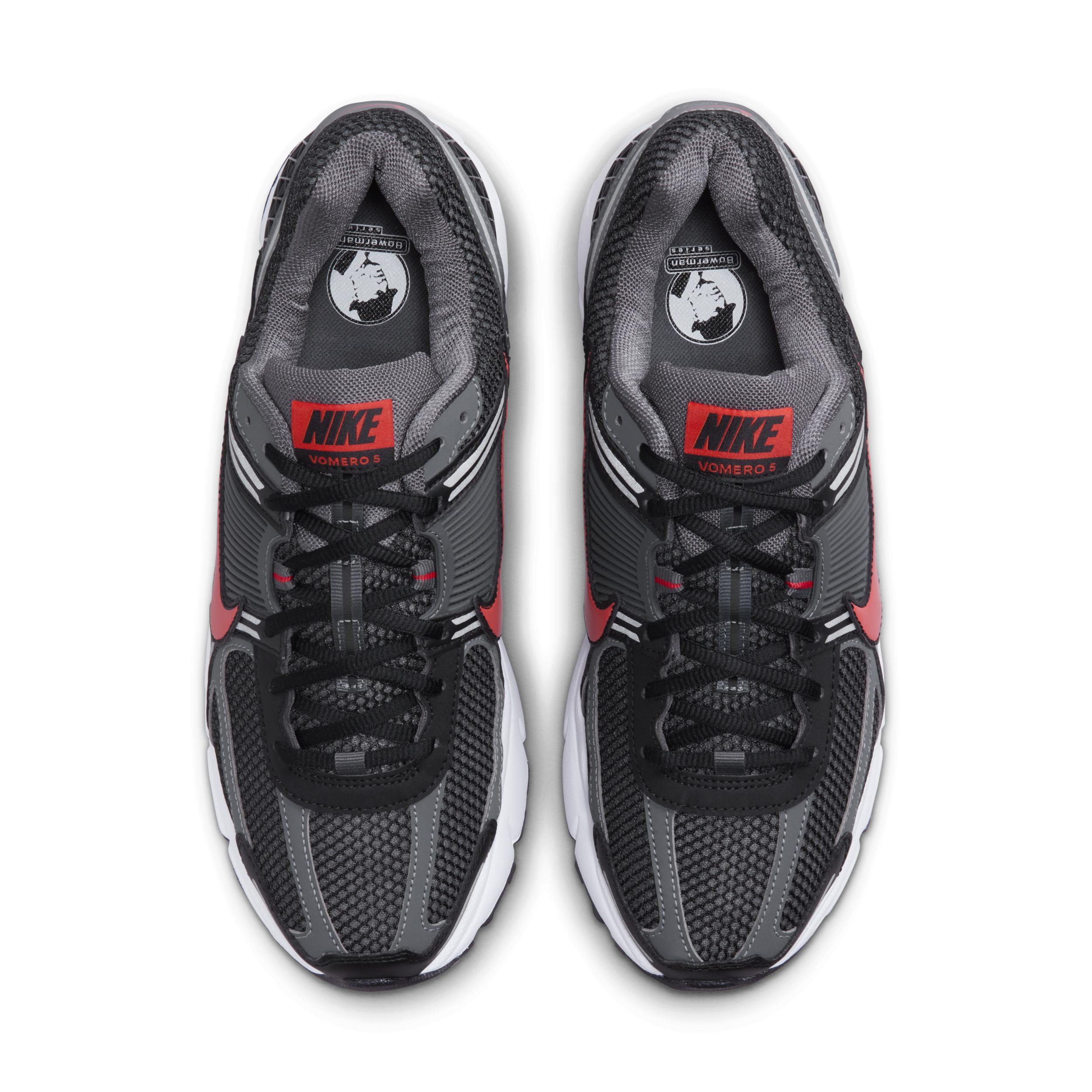 Nike Men's Zoom Vomero 5 Shoes Product Image