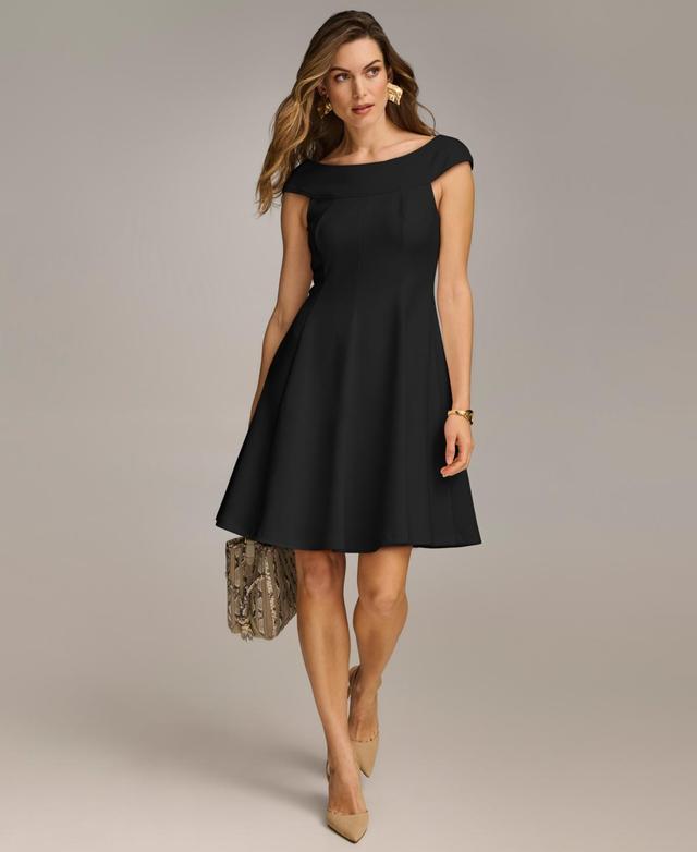 Women's Boat-Neck A-Line Sleeveless Dress Product Image