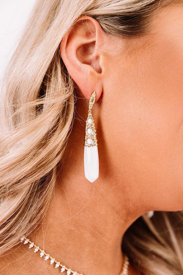 Kendra Scott Natalie Gold Linear Earrings in White Mussel Product Image