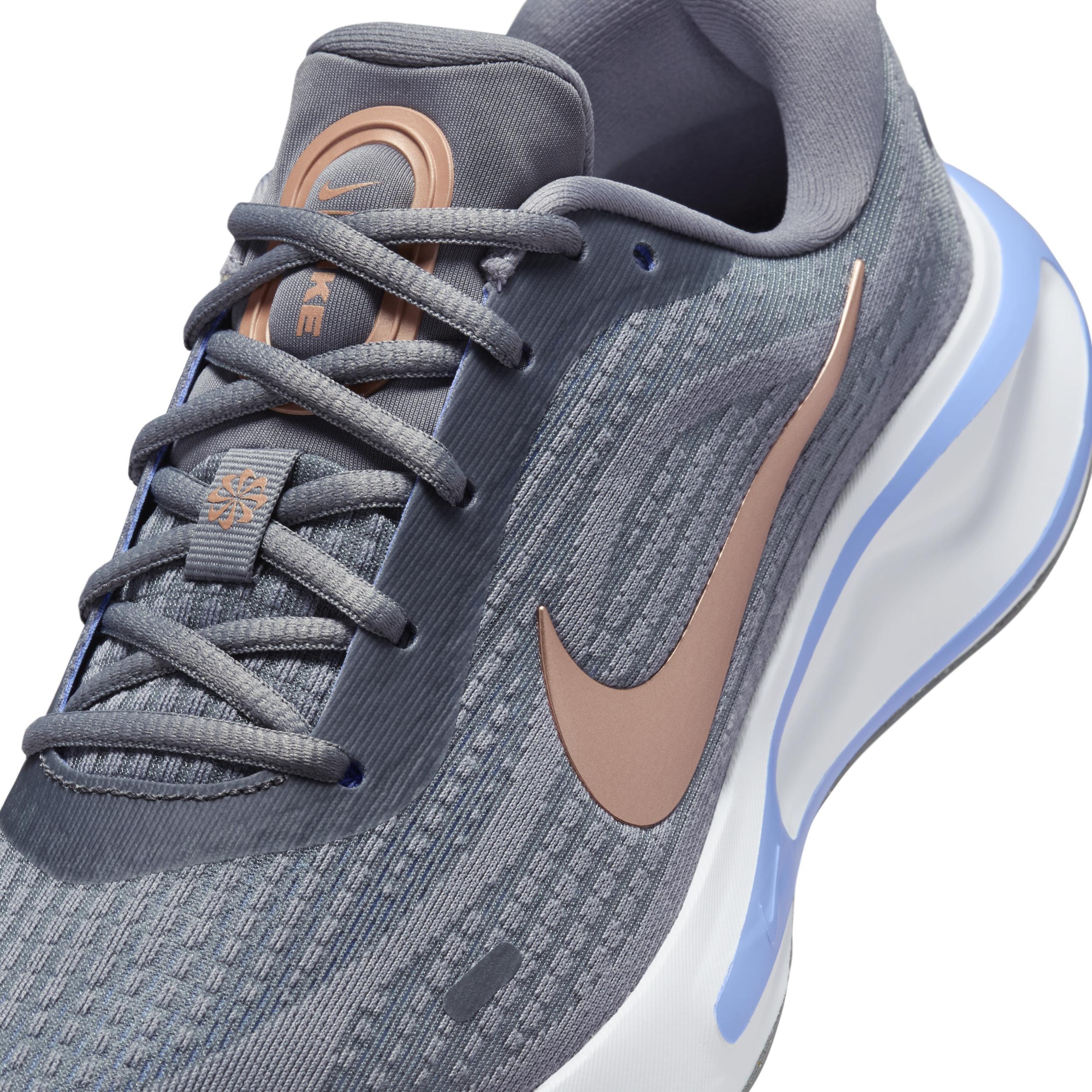 Nike Womens Journey Run Road Running Shoes Product Image