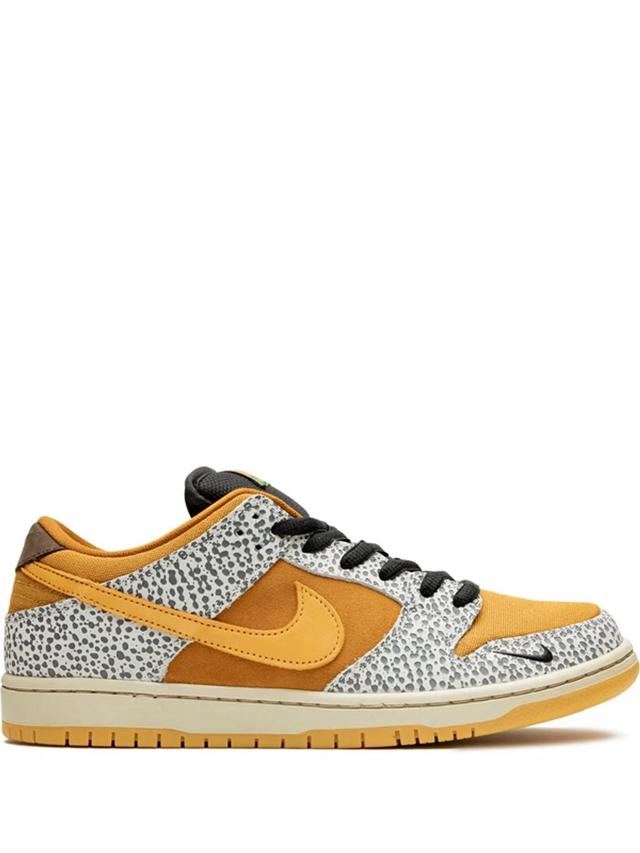 Sb Dunk Low Pro Sneakers In Multicolor Product Image