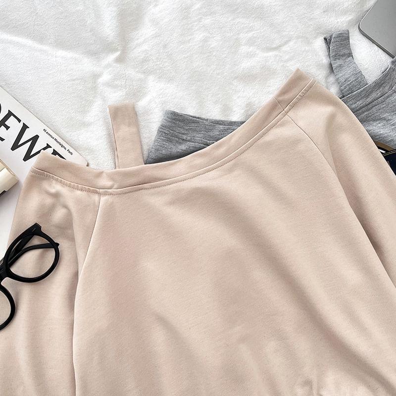 Set: Off Shoulder Lettering Print Crop Sweatshirt + Mini Pleated Skirt Product Image