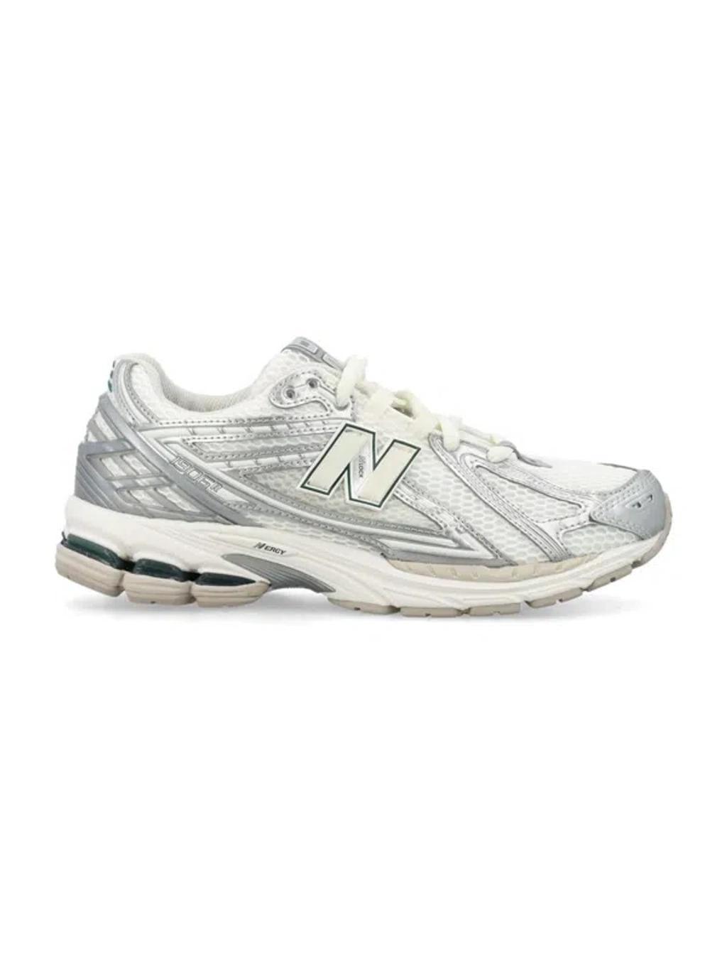 NEW BALANCE 1906 Men Sneakers In Argento Chiari E Naturali Product Image