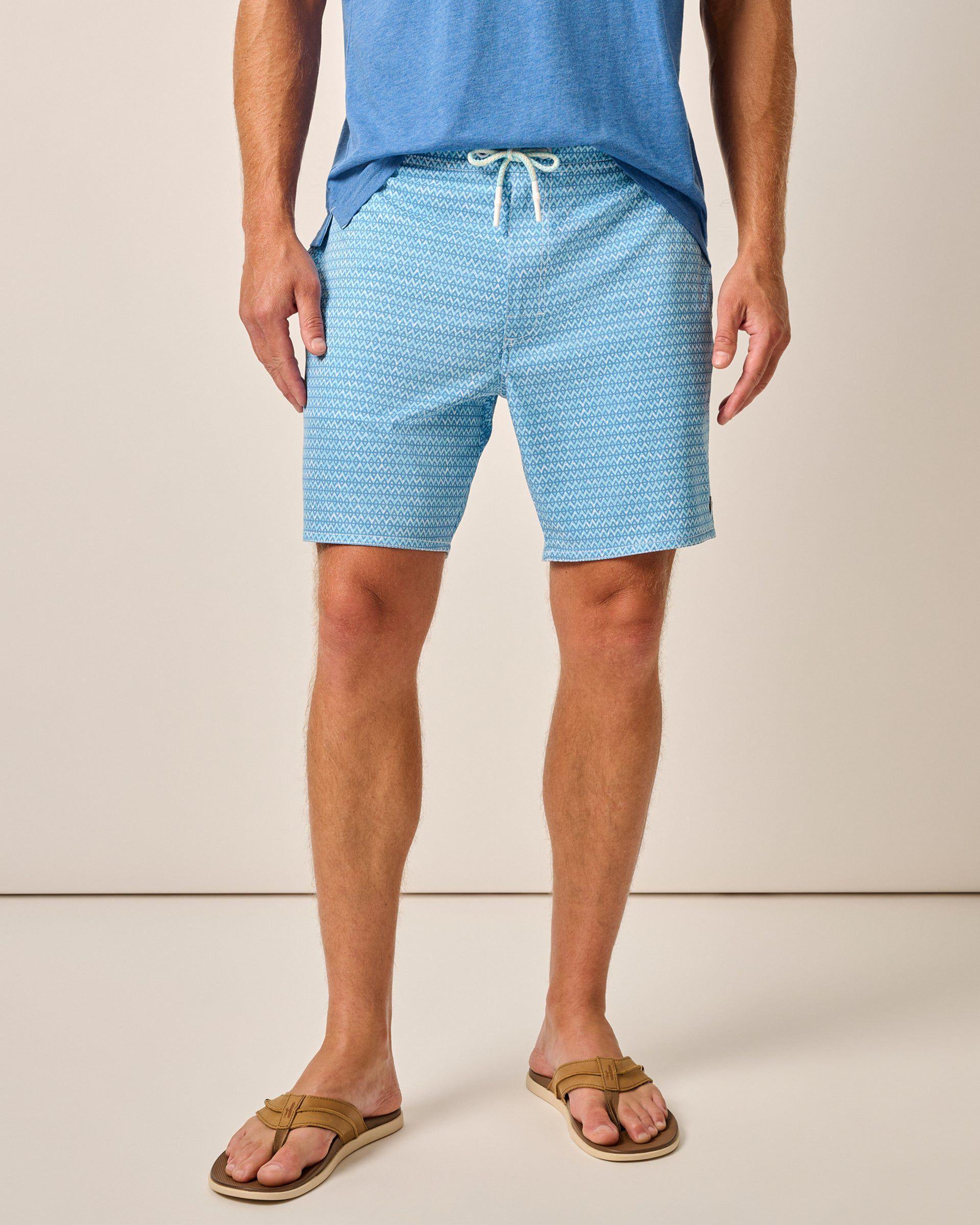 The Half Elastic 7" Surf Shorts Male Product Image