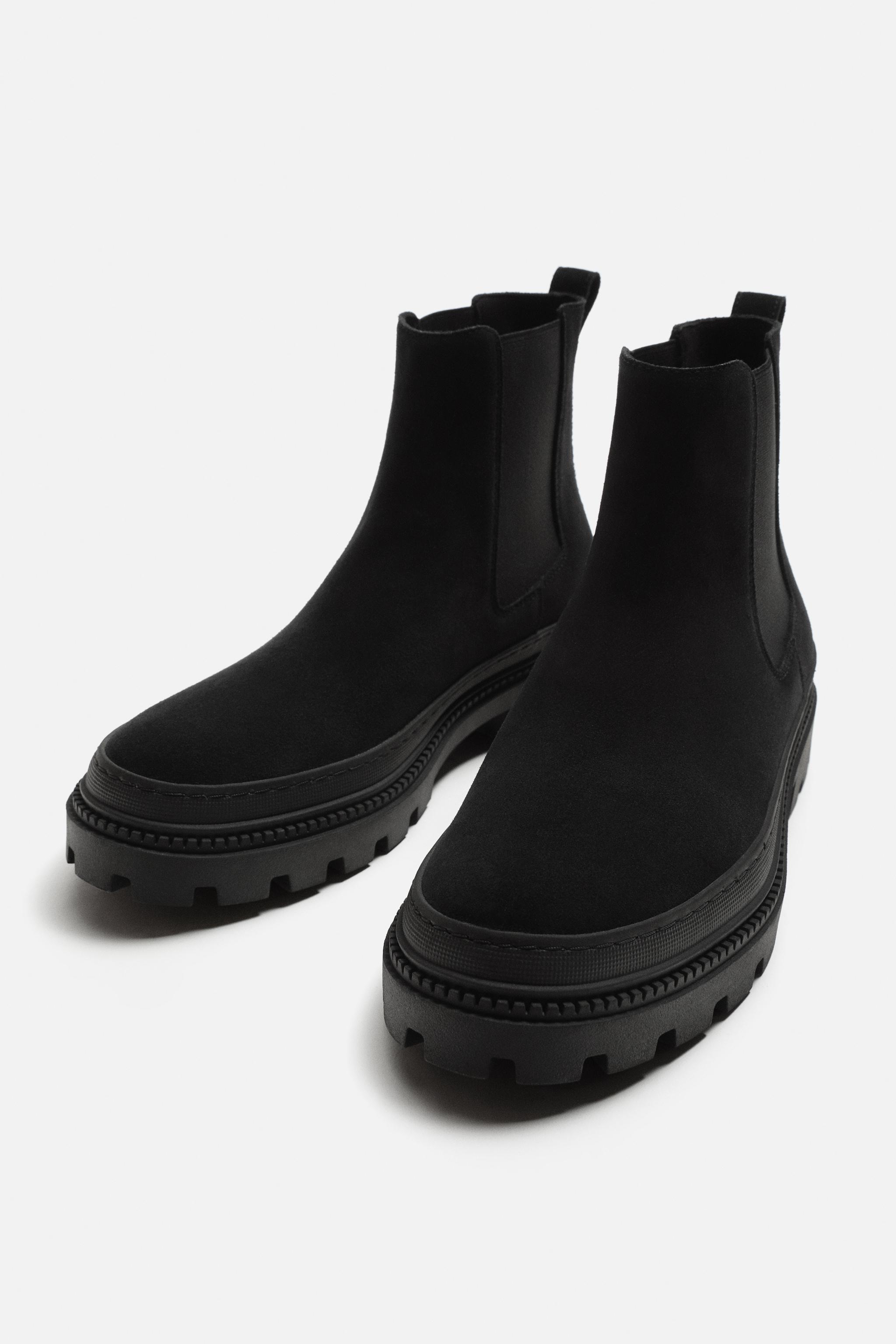 CHUNKY LEATHER CHELSEA BOOTS Product Image