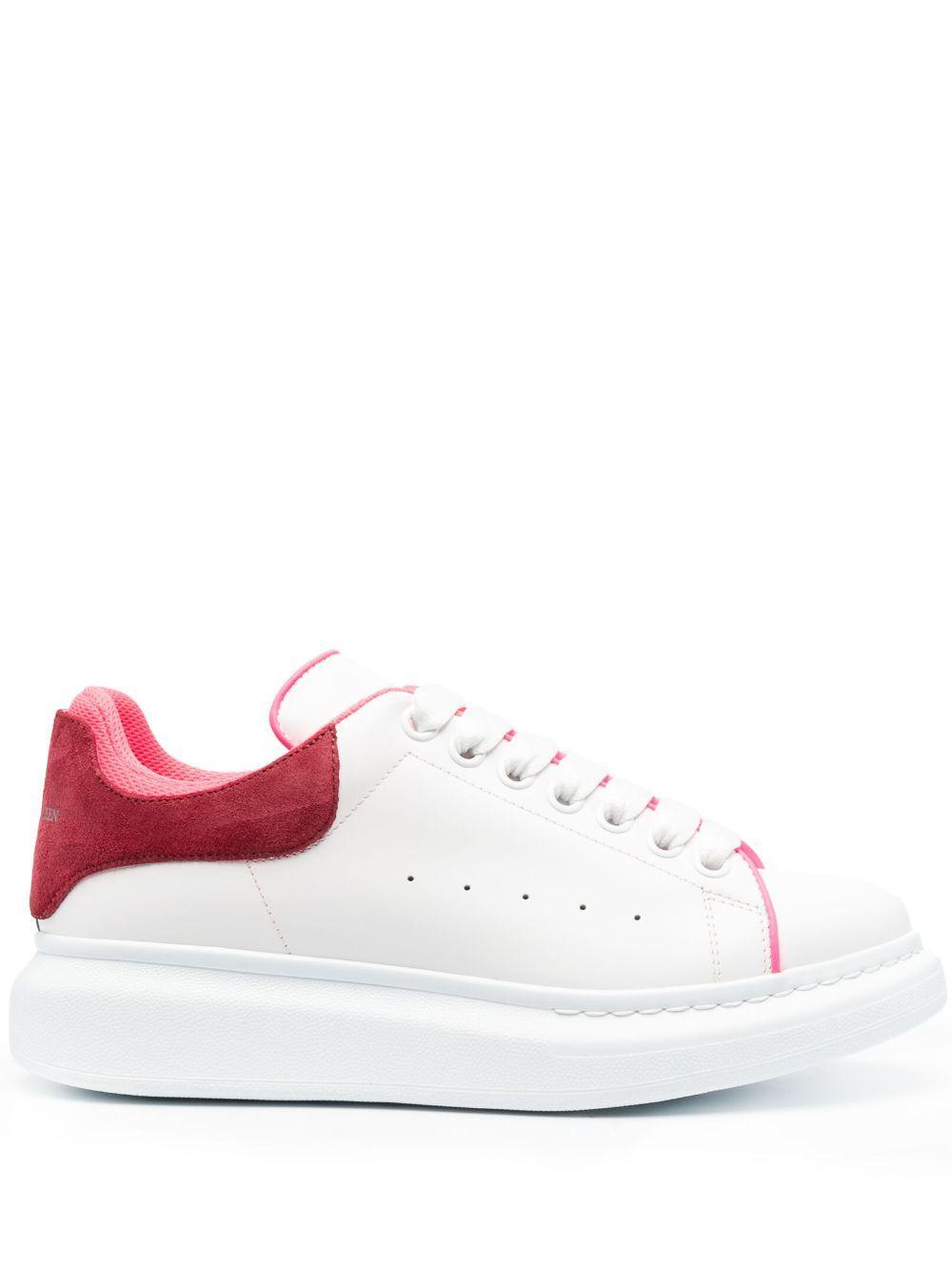 lace-up low-top sneakers Product Image