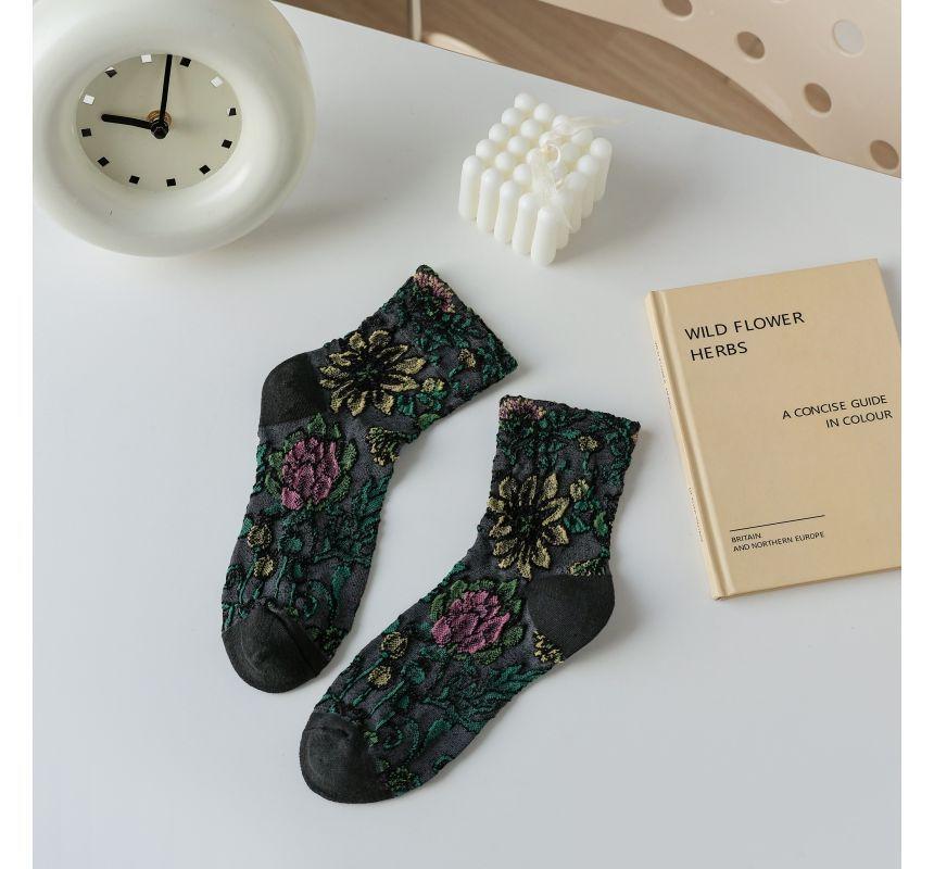 Floral Jacquard Socks Product Image