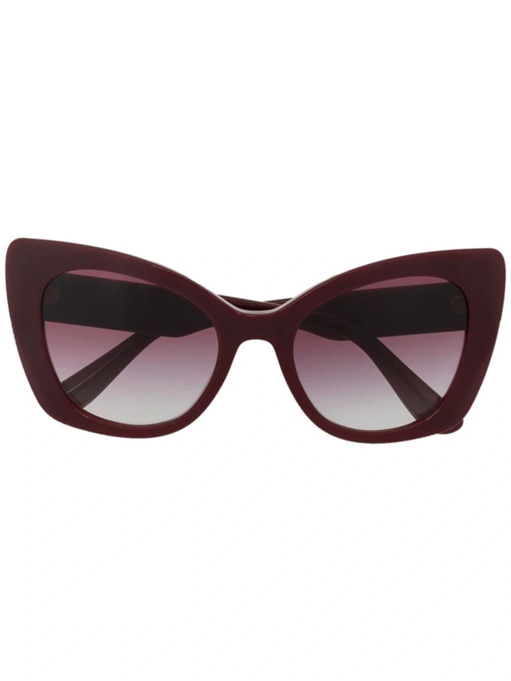 Logo-plaque Cat-eye Sunglasses In Red Product Image