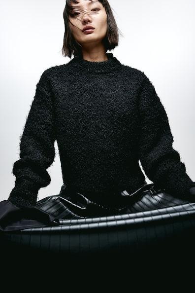 H & M - Fluffy-knit Sweater - Black Product Image