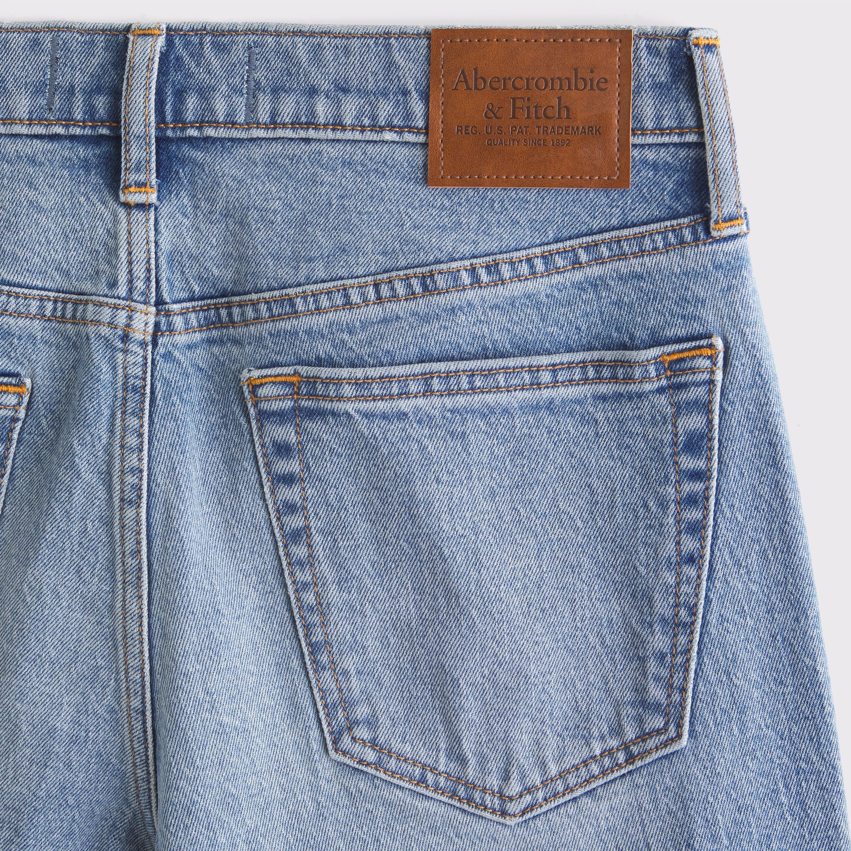 90s Straight Jean Product Image