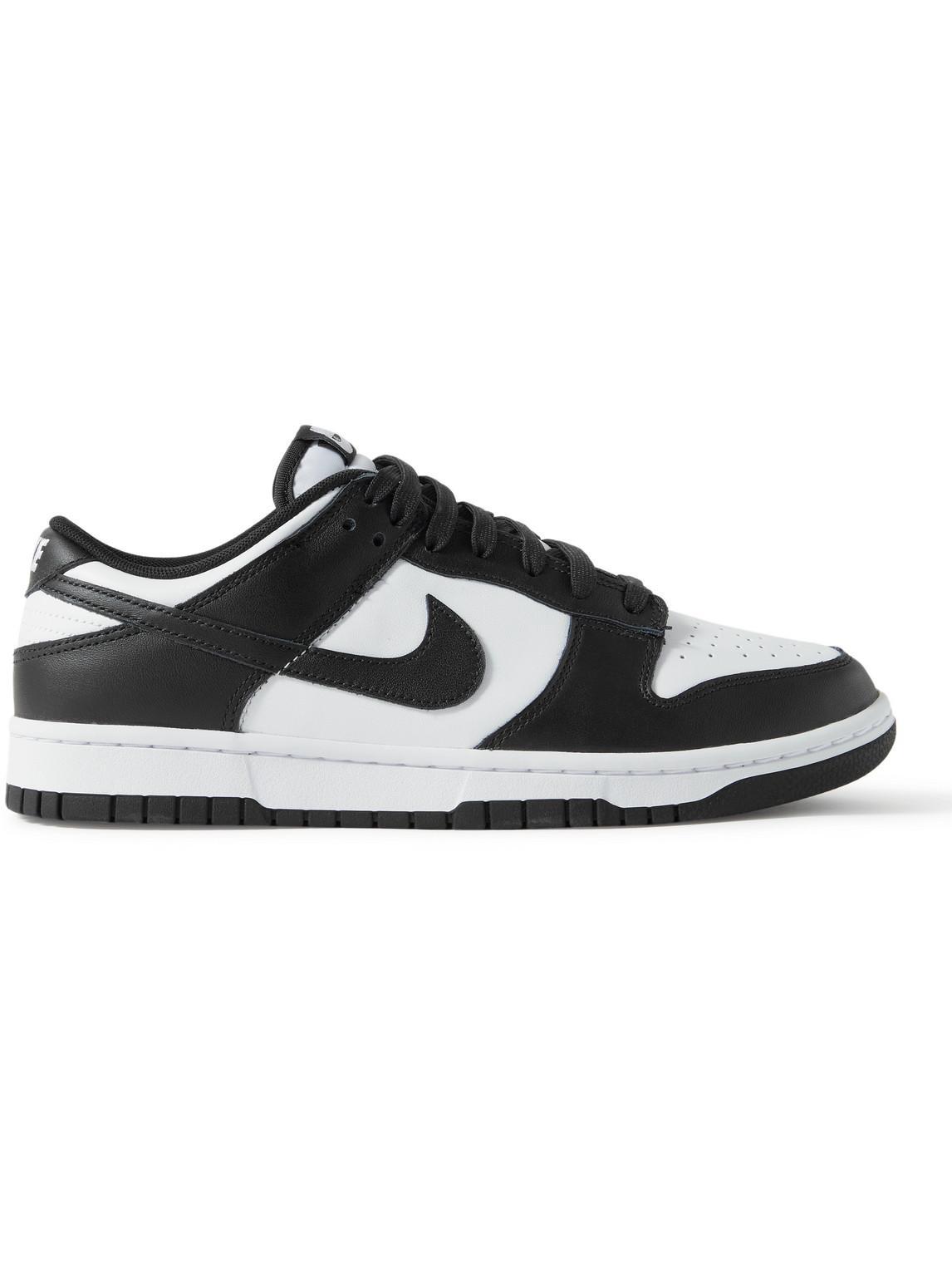 Dunk Low Retro Sneakers In White Product Image