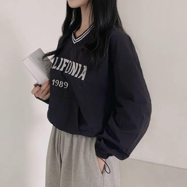 V-Neck Lettering Embroidered Striped Trim Drawstring Crop Pullover Product Image