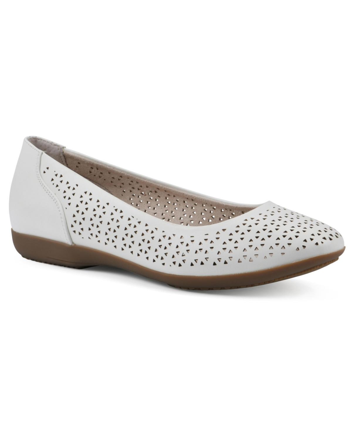 Cliffs by White Mountain Womens Cindy Ballet Flat Product Image