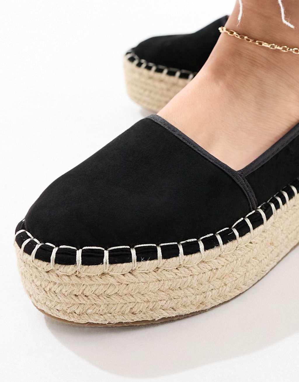 ASOS DESIGN Wide fit Journal flatform espadrilles in cream Product Image