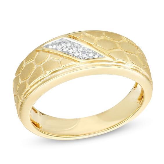 Men's 1/10 CT. T.w. Diamond Three Stone Nugget Wedding Band in 10K Gold Product Image