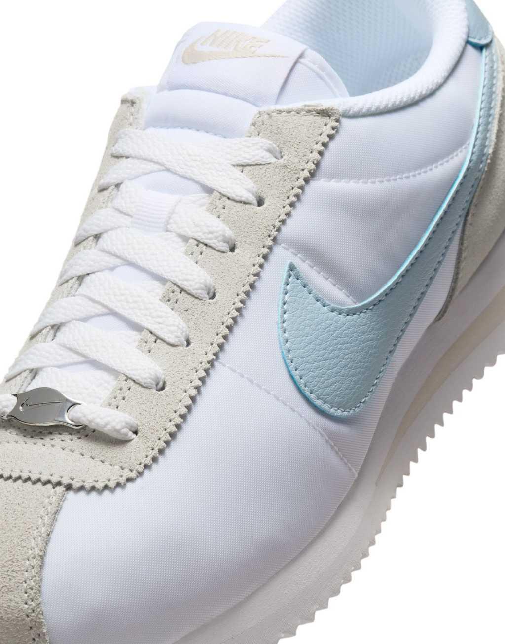 Nike Cortez TXT sneakers in white and blue   Product Image