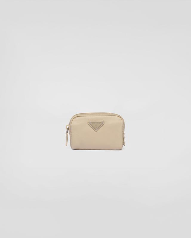 Re-Nylon necessaire Product Image