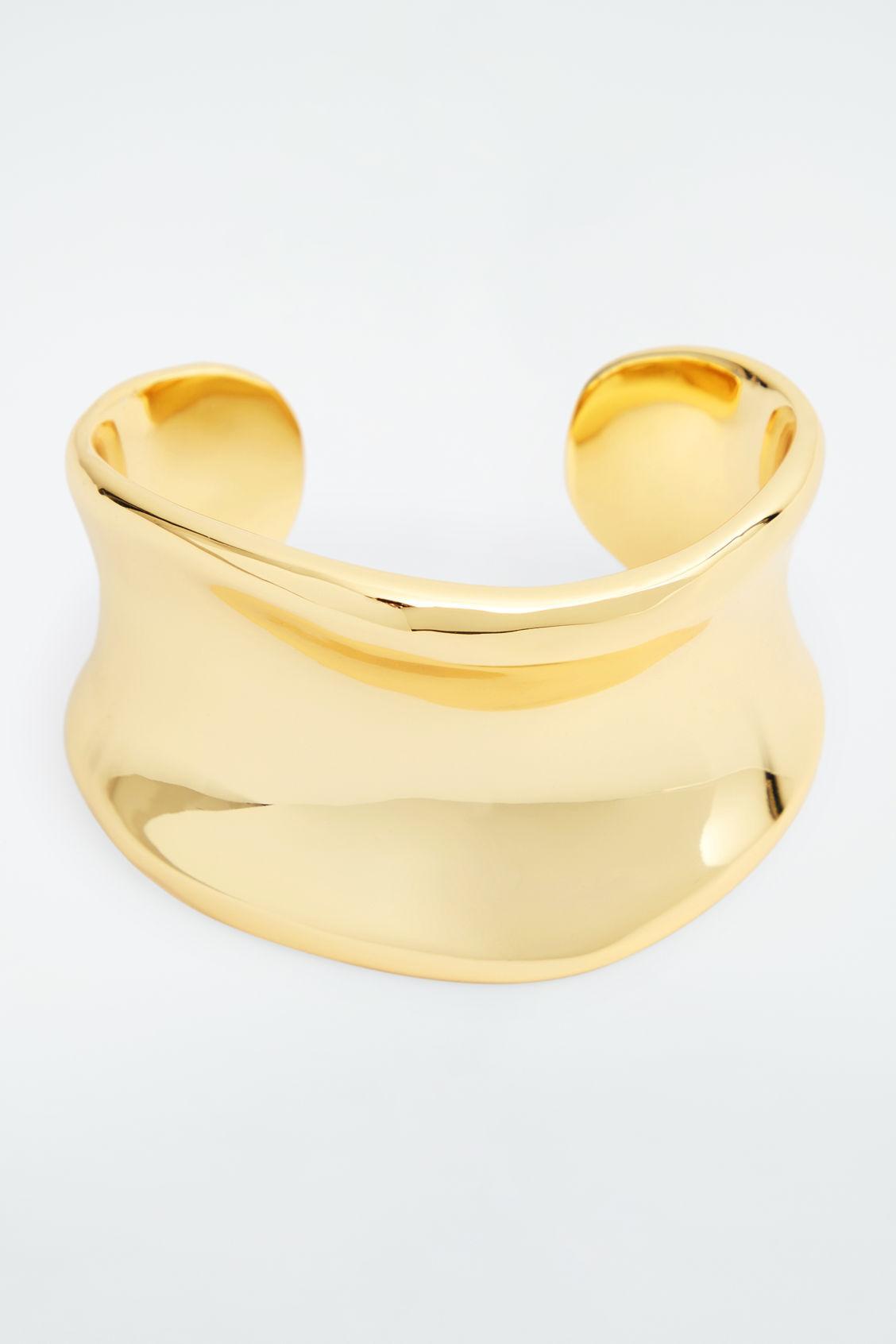 SCULPTED CUFF Product Image