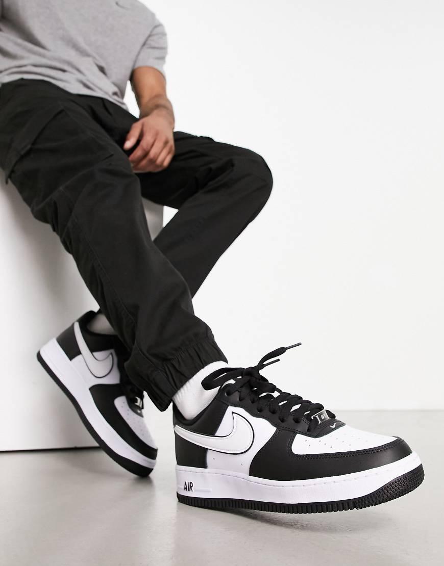 Nike Air Force 1 07 sneakers in white and black Product Image