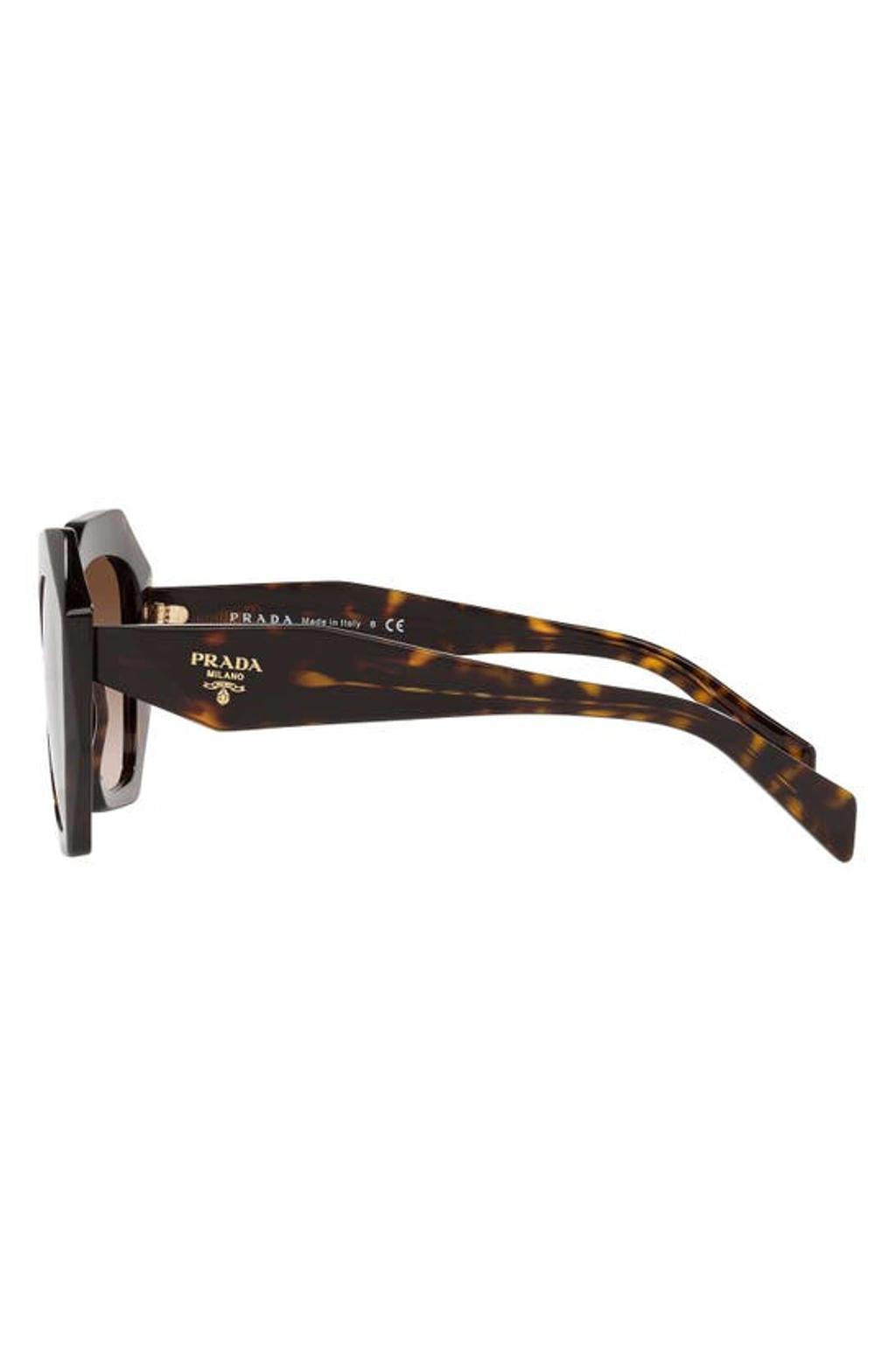 Oversize-frame Gradient Sunglasses In Tortoise Product Image