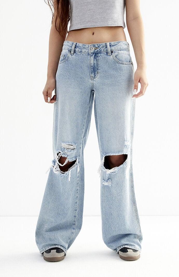 Women's Casey Ripped Knee Low Rise Baggy Jeans - Product Image