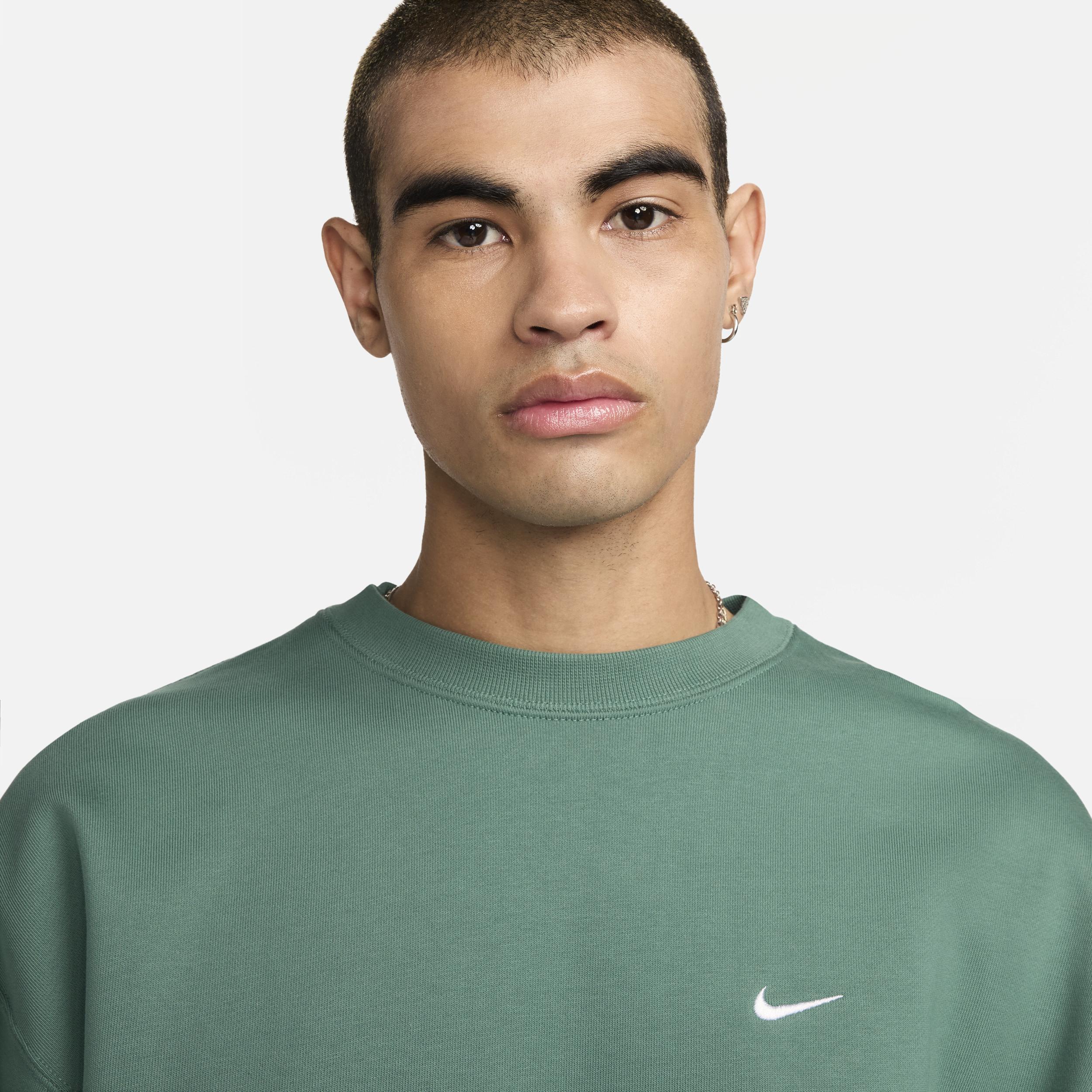 Nike Men's Solo Swoosh Fleece Crew Product Image