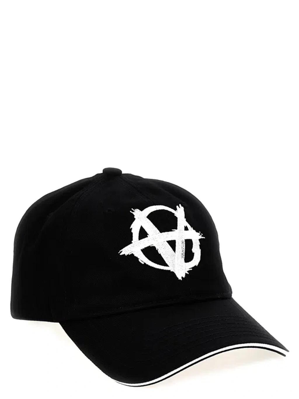 Logo-print Detail Baseball Cap In Black Product Image