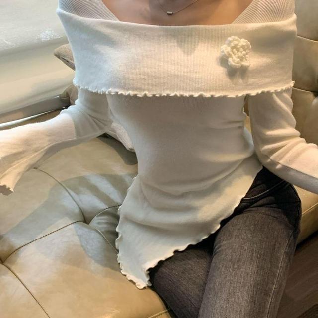 Long Sleeve Boat Neck Plain Flower Detail Asymmetrical Knit Top Product Image