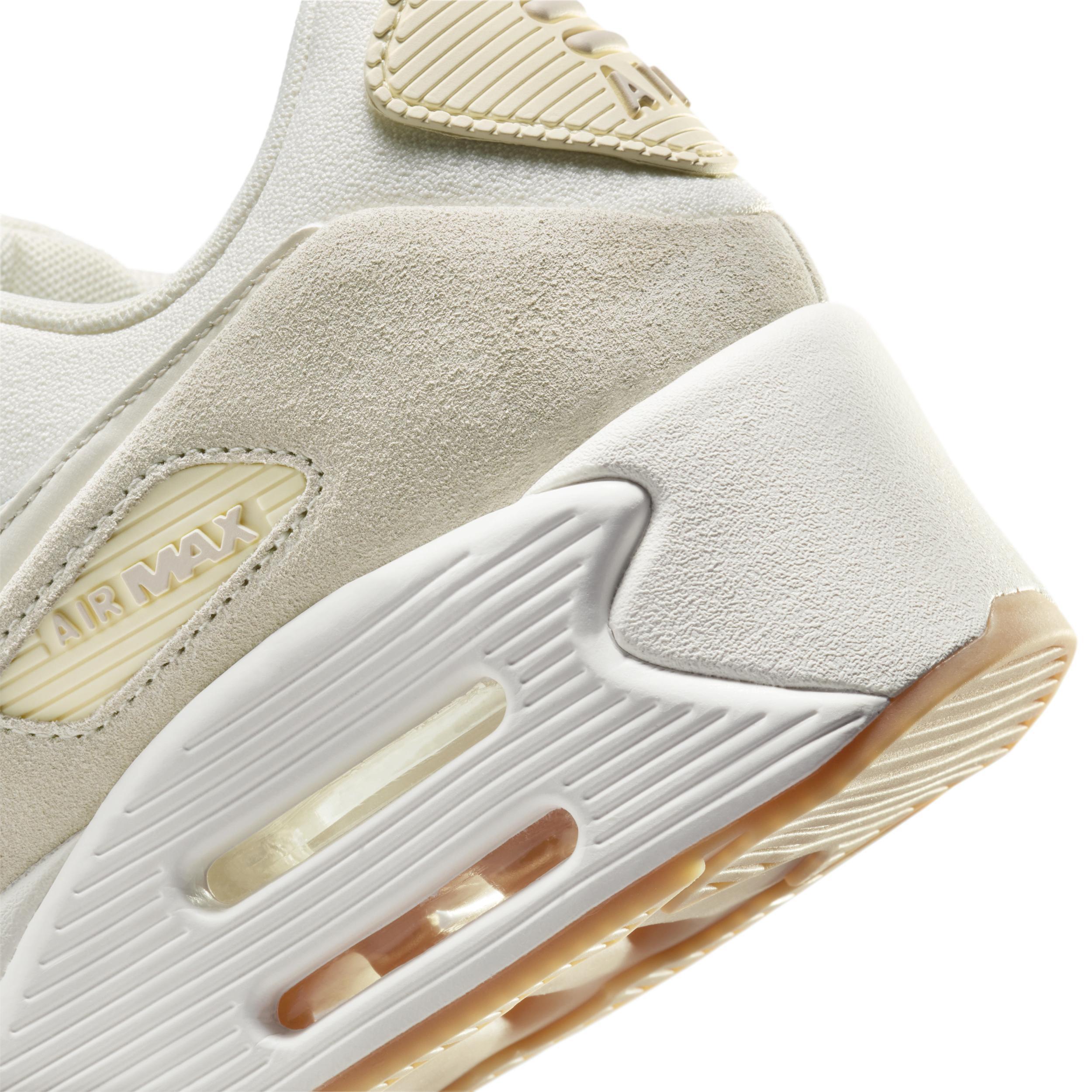 Nike Women's Air Max 90 LV8 Shoes Product Image