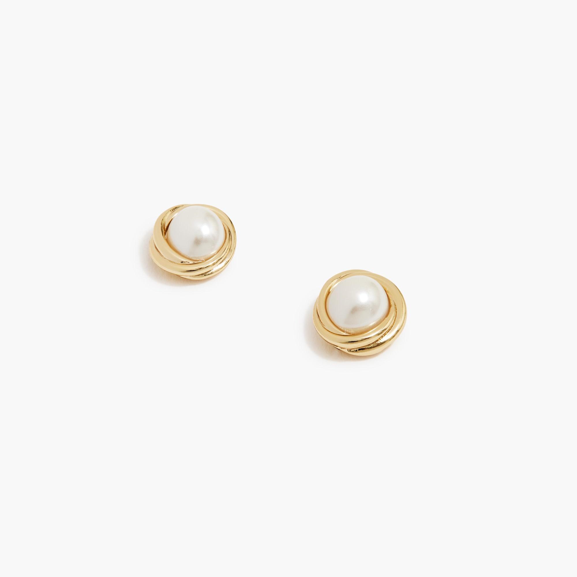 Pearl and gold stud earrings Product Image