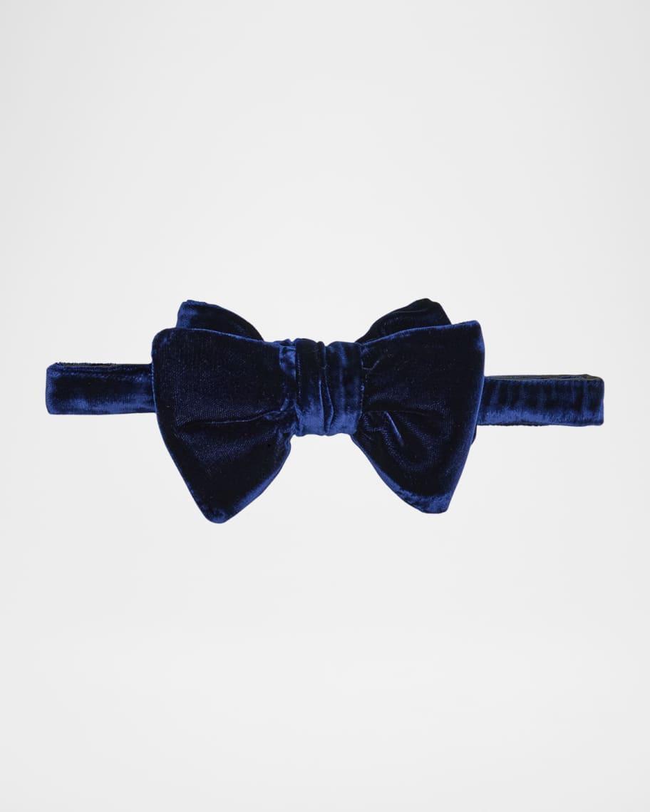 Men's Pre-Tied Velvet Bow Tie Product Image