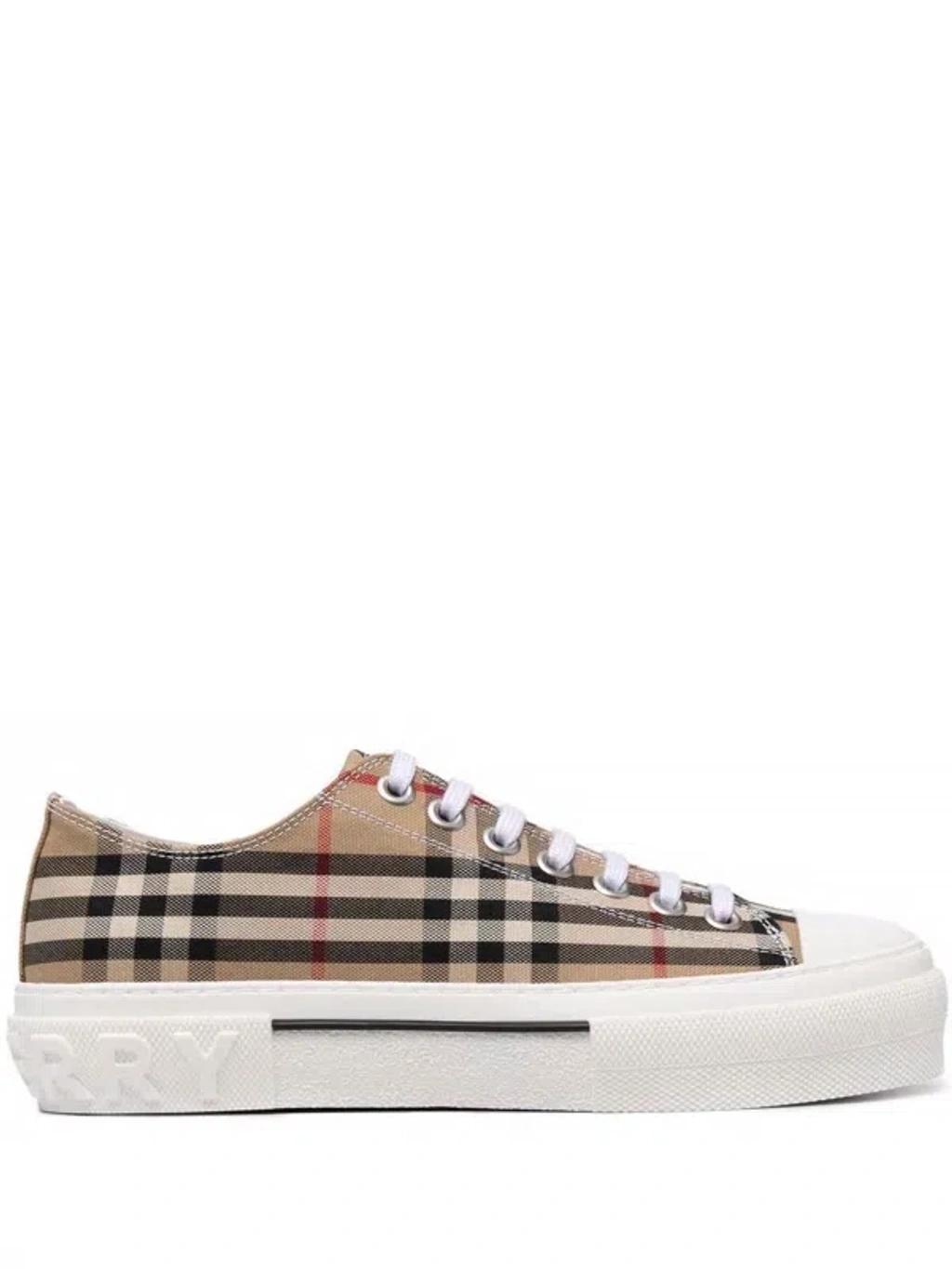 BURBERRY Sneakers In Beige Product Image