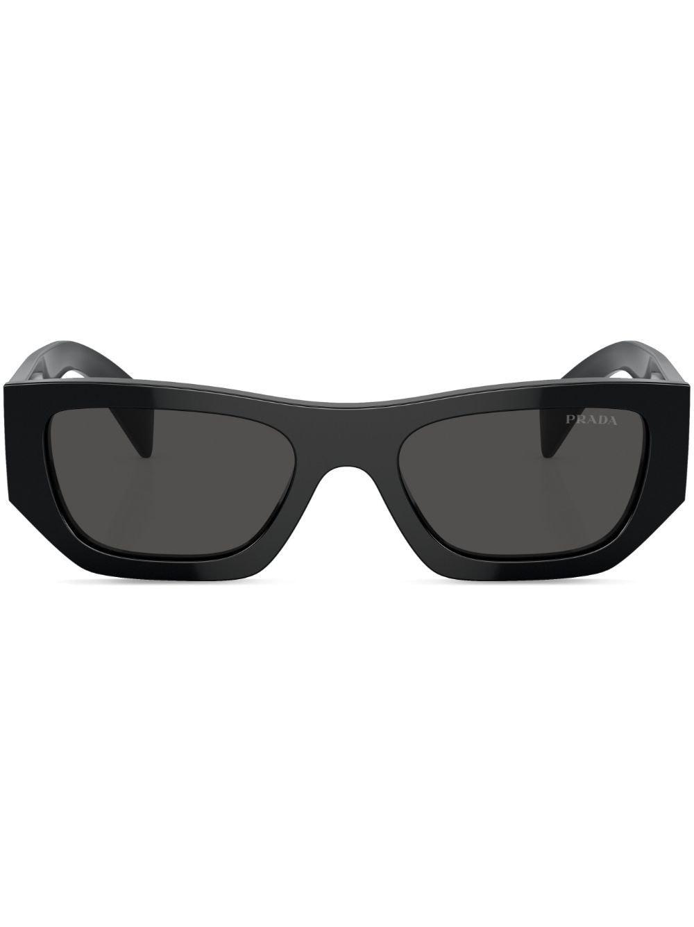 Geometrische Sonnenbrille In Black Product Image