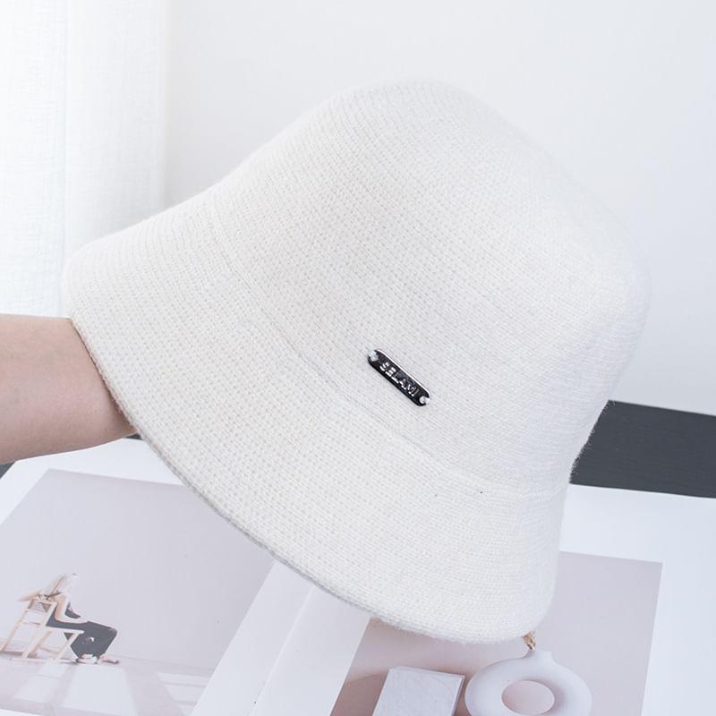 Metal Plate Knit Bucket Hat Product Image